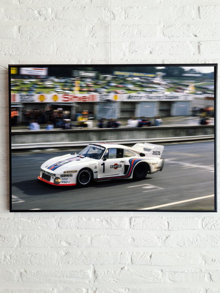 Porsche 935 track Brand Hatch Martini racing