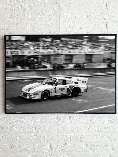 Porsche 935 track Brand Hatch Martini racing zw